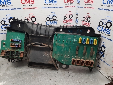 Claas Arion Axion Series Ecu, Fuse Box Kit 26134830, 22347672, 0026134830 - Siguranță pentru Tractor agricol: Foto 1 Claas Arion Axion Series Ecu, Fuse Box Kit 26134830, 22347672, 0026134830 - Siguranță pentru Tractor agricol: Foto 1