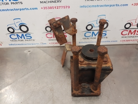 Claas Axos 340 Cx Celtis 426, 456 Cab Support Rhs 0010464551, 10464541 - Suspensie cabină pentru Tractor agricol: Foto 2 Claas Axos 340 Cx Celtis 426, 456 Cab Support Rhs 0010464551, 10464541 - Suspensie cabină pentru Tractor agricol: Foto 2