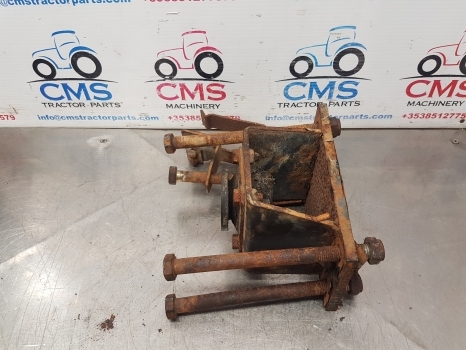 Claas Axos 340 Cx Celtis 426, 456 Cab Support Rhs 0010464551, 10464541 - Suspensie cabină pentru Tractor agricol: Foto 4 Claas Axos 340 Cx Celtis 426, 456 Cab Support Rhs 0010464551, 10464541 - Suspensie cabină pentru Tractor agricol: Foto 4