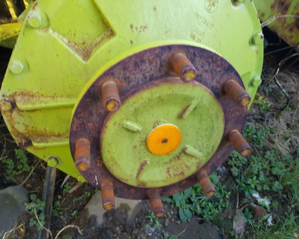 Claas Dominator 86 Front Axle Hub Rhs Complete 197344.2 - Axă față: Foto 2 Claas Dominator 86 Front Axle Hub Rhs Complete 197344.2 - Axă față: Foto 2