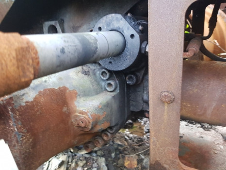 Claas Scorpion 732, 736, 741 Rear Axle Differential Unit Complete 0019216100 - Axă spate: Foto 2 Claas Scorpion 732, 736, 741 Rear Axle Differential Unit Complete 0019216100 - Axă spate: Foto 2