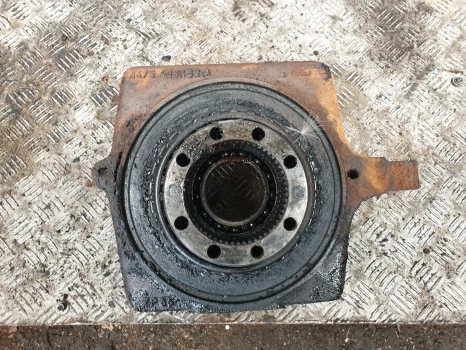 Deutz Agrotron 120, 130 Front Axle Swivel Housing Rhs 4475306141, 4475406132 - Axă față pentru Tractor agricol: Foto 1 Deutz Agrotron 120, 130 Front Axle Swivel Housing Rhs 4475306141, 4475406132 - Axă față pentru Tractor agricol: Foto 1