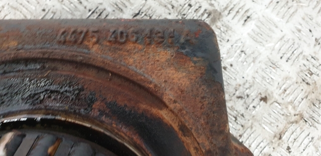 Deutz Agrotron 120 Front Axle Swivel Housing Lhs 4475306140, 4475406131 - Axă față pentru Tractor agricol: Foto 2 Deutz Agrotron 120 Front Axle Swivel Housing Lhs 4475306140, 4475406131 - Axă față pentru Tractor agricol: Foto 2