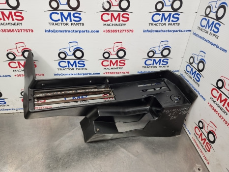 Fiat 115-90, 130-90, 140-90, 180-90, 160-90, 90 Control Cover Panel 5120331 - Cabină și interior: Foto 2 Fiat 115-90, 130-90, 140-90, 180-90, 160-90, 90 Control Cover Panel 5120331 - Cabină și interior: Foto 2