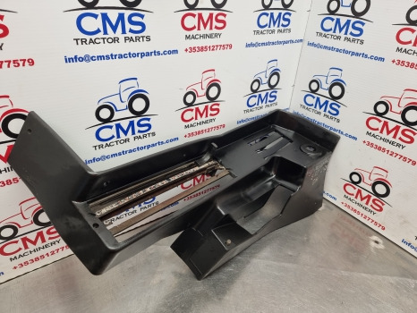 Fiat 115-90, 130-90, 140-90, 180-90, 160-90, 90 Control Cover Panel 5120331 - Cabină și interior: Foto 3 Fiat 115-90, 130-90, 140-90, 180-90, 160-90, 90 Control Cover Panel 5120331 - Cabină și interior: Foto 3