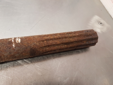 Fiat 70-90dt, 80-90dt, 72-93dt, 88-93dt 4wd Propeller Shaft 5121364 - Arbore cardanic pentru Tractor agricol: Foto 3 Fiat 70-90dt, 80-90dt, 72-93dt, 88-93dt 4wd Propeller Shaft 5121364 - Arbore cardanic pentru Tractor agricol: Foto 3