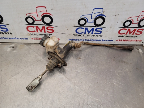 Fiat New Holland F, M, 60 Series F130, M115, 8160 Clutch Master Cylinder 5150299 - Cilindru ambreiaj pentru Tractor agricol: Foto 1 Fiat New Holland F, M, 60 Series F130, M115, 8160 Clutch Master Cylinder 5150299 - Cilindru ambreiaj pentru Tractor agricol: Foto 1