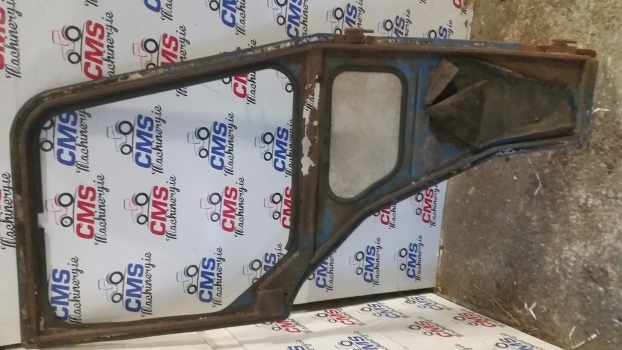 Ford 3120, 4000, 4600, 5600 Cab Door Left 81834250 - Uşă și piese pentru Tractor agricol: Foto 5 Ford 3120, 4000, 4600, 5600 Cab Door Left 81834250 - Uşă și piese pentru Tractor agricol: Foto 5