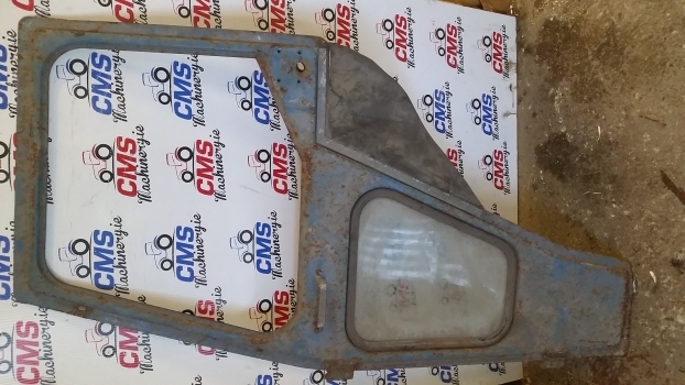 Ford 3600 Ford Cab Door Right. Please Check By Photos. - Uşă și piese pentru Tractor agricol: Foto 5 Ford 3600 Ford Cab Door Right. Please Check By Photos. - Uşă și piese pentru Tractor agricol: Foto 5