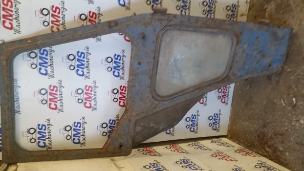 Ford 3600 Ford Cab Door Right. Please Check By Photos. - Uşă și piese pentru Tractor agricol: Foto 1 Ford 3600 Ford Cab Door Right. Please Check By Photos. - Uşă și piese pentru Tractor agricol: Foto 1