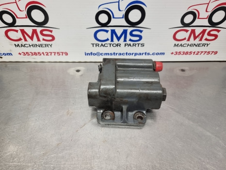 Ford 40 Series, 7840, 8240, 8340, Ts, Hydraulic Valve F2nnr947aa, 81878459 - Supapa hidraulica pentru Utilaje agricole: Foto 1 Ford 40 Series, 7840, 8240, 8340, Ts, Hydraulic Valve F2nnr947aa, 81878459 - Supapa hidraulica pentru Utilaje agricole: Foto 1