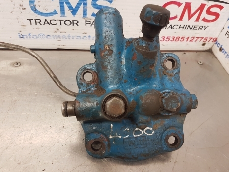Ford 4000, 4110, 4400, 4410 Hydraulic Flow Control Valve C5nnn982b, 81802242 - Supapa hidraulica pentru Tractor agricol: Foto 2 Ford 4000, 4110, 4400, 4410 Hydraulic Flow Control Valve C5nnn982b, 81802242 - Supapa hidraulica pentru Tractor agricol: Foto 2