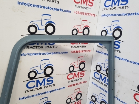 Ford 4000, 5000, 6000, 7000 Cab Door Frame Rhs - Uşă și piese pentru Tractor agricol: Foto 2 Ford 4000, 5000, 6000, 7000 Cab Door Frame Rhs - Uşă și piese pentru Tractor agricol: Foto 2