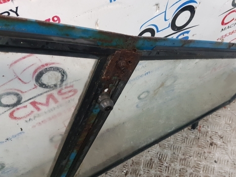 Ford 4110, 5610, 6410, 6610 Lp Cab Door Right 83931994, 83957672 - Uşă și piese pentru Tractor agricol: Foto 5 Ford 4110, 5610, 6410, 6610 Lp Cab Door Right 83931994, 83957672 - Uşă și piese pentru Tractor agricol: Foto 5