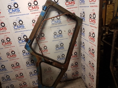 Ford 4600, 7710, 6600 Tw20, Tw20 Q Cab Door Right Assembly D8nn9420124bc - Uşă și piese pentru Tractor agricol: Foto 1 Ford 4600, 7710, 6600 Tw20, Tw20 Q Cab Door Right Assembly D8nn9420124bc - Uşă și piese pentru Tractor agricol: Foto 1
