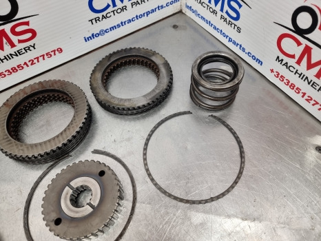 Ford 4630, 30 Series, Clutch Plate, Disc And Hub 86604372, K3660623692 - Ambreiaj și piese: Foto 5 Ford 4630, 30 Series, Clutch Plate, Disc And Hub 86604372, K3660623692 - Ambreiaj și piese: Foto 5