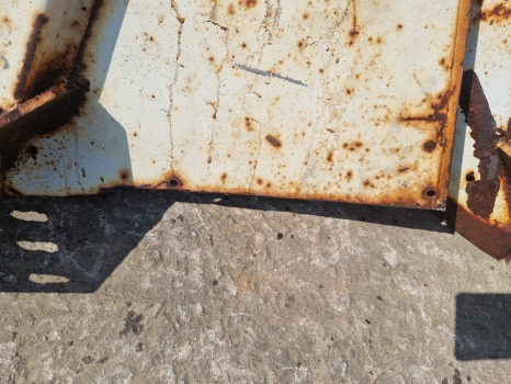 Ford 5000, 6000, 7000 Mudguard Pair As Pictures, 82008463, 82008463 - Aripă: Foto 4 Ford 5000, 6000, 7000 Mudguard Pair As Pictures, 82008463, 82008463 - Aripă: Foto 4