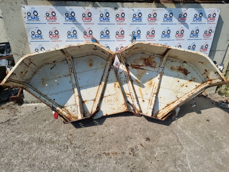 Ford 5000, 6000, 7000 Mudguard Pair As Pictures, 82008463, 82008463 - Aripă: Foto 1 Ford 5000, 6000, 7000 Mudguard Pair As Pictures, 82008463, 82008463 - Aripă: Foto 1