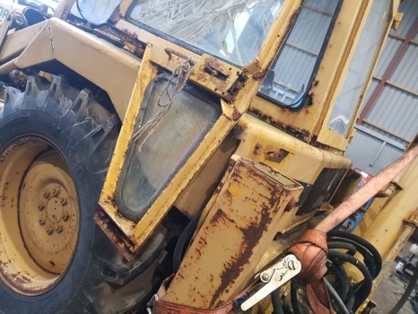 Ford 550 Cab Complete - Cabină pentru Buldoexcavator: Foto 5 Ford 550 Cab Complete - Cabină pentru Buldoexcavator: Foto 5