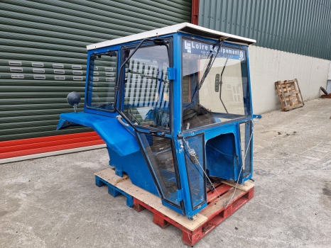 Ford 5610, 5110, 6410, 6610, 6710, 7410, 7610 Complete Lp Cab N54 - Cabină: Foto 1 Ford 5610, 5110, 6410, 6610, 6710, 7410, 7610 Complete Lp Cab N54 - Cabină: Foto 1