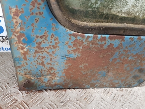 Ford 7710, 7700 Tw10, Tw20 Q Cab Door Left Assembly D8nn9420125bb, D8nn9420125bc - Uşă și piese pentru Tractor agricol: Foto 3 Ford 7710, 7700 Tw10, Tw20 Q Cab Door Left Assembly D8nn9420125bb, D8nn9420125bc - Uşă și piese pentru Tractor agricol: Foto 3