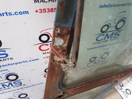 Ford 7710, 7700 Tw10, Tw20 Q Cab Door Left Assembly D8nn9420125bb, D8nn9420125bc - Uşă și piese pentru Tractor agricol: Foto 5 Ford 7710, 7700 Tw10, Tw20 Q Cab Door Left Assembly D8nn9420125bb, D8nn9420125bc - Uşă și piese pentru Tractor agricol: Foto 5