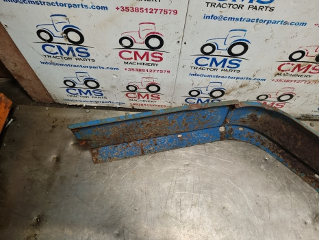 Ford 7840, 6640, 40 Series, Cab Mudguard Pair 82003106, 82003105 - Aripă: Foto 5 Ford 7840, 6640, 40 Series, Cab Mudguard Pair 82003106, 82003105 - Aripă: Foto 5