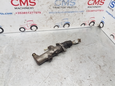 Ford Fiat Case New Holland Tm140 Brake Master Cylinder 82018664, 84558759 - Cilindru frână pentru Tractor agricol: Foto 5 Ford Fiat Case New Holland Tm140 Brake Master Cylinder 82018664, 84558759 - Cilindru frână pentru Tractor agricol: Foto 5