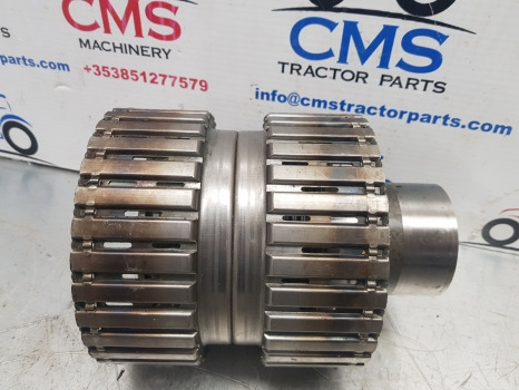 Ford New Holland 40 And Ts Series, 8240 Rear Clutch Housing, 82036853, 82016096 - Ambreiaj și piese pentru Utilaje agricole: Foto 2 Ford New Holland 40 And Ts Series, 8240 Rear Clutch Housing, 82036853, 82016096 - Ambreiaj și piese pentru Utilaje agricole: Foto 2