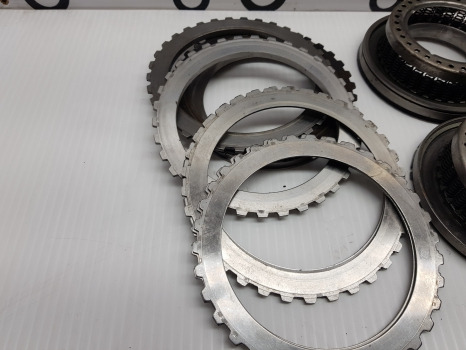 Ford New Holland 40 Series,ts,8240 Transmission Clutch Plate, Friction Disc Kit - Disc ambreiaj pentru Tractor agricol: Foto 2 Ford New Holland 40 Series,ts,8240 Transmission Clutch Plate, Friction Disc Kit - Disc ambreiaj pentru Tractor agricol: Foto 2