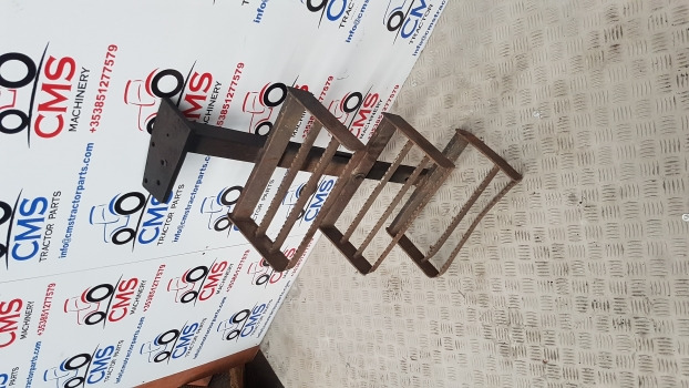 Ford New Holland 40, Ts Series, Ts110, 8340 Foot Step Lhs 82007896, 82007892 - Scară: Foto 3 Ford New Holland 40, Ts Series, Ts110, 8340 Foot Step Lhs 82007896, 82007892 - Scară: Foto 3