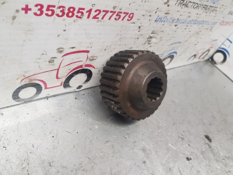 Ford New Holland Fiat F130, 60, Tm, M, F Series Pto Clutch Gear Hub 5171698 - Transmisie: Foto 2 Ford New Holland Fiat F130, 60, Tm, M, F Series Pto Clutch Gear Hub 5171698 - Transmisie: Foto 2