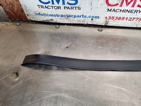Ford Sq Cab, 10, Tw, 30 Cab Mudguard Seal E4nn16r322ab, E4nn16r322ac - Aripă: Foto 2 Ford Sq Cab, 10, Tw, 30 Cab Mudguard Seal E4nn16r322ab, E4nn16r322ac - Aripă: Foto 2