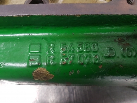 John Deere 2140, 1640, 2040, 2030, 2120 Cylinder Head R54560, Ar70589, Re56308 - Chiulasă pentru Tractor agricol: Foto 3 John Deere 2140, 1640, 2040, 2030, 2120 Cylinder Head R54560, Ar70589, Re56308 - Chiulasă pentru Tractor agricol: Foto 3