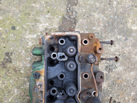 John Deere 6230, 6330, 6430 Engine Cylinder Head R524836, R520778, Re525458 - Chiulasă: Foto 5 John Deere 6230, 6330, 6430 Engine Cylinder Head R524836, R520778, Re525458 - Chiulasă: Foto 5