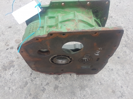 John Deere 6610, 6100, 6300, 6400 Transmission Powrquad Housing L101942, L102052 - Cutie de viteze pentru Tractor agricol: Foto 1 John Deere 6610, 6100, 6300, 6400 Transmission Powrquad Housing L101942, L102052 - Cutie de viteze pentru Tractor agricol: Foto 1