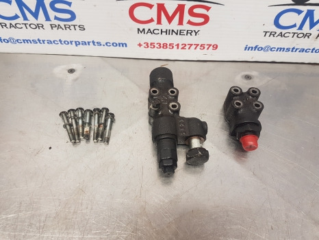 Kubota M5092 Hydraulic Valves 1621n2, M5092 - Hidraulică: Foto 1 Kubota M5092 Hydraulic Valves 1621n2, M5092 - Hidraulică: Foto 1
