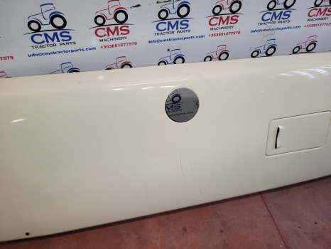 Lamborgini Formula 115, 135 Same Antares 115, 135 Bonnet Hood 0.010.0923.3 - Caroserie și exterior: Foto 3 Lamborgini Formula 115, 135 Same Antares 115, 135 Bonnet Hood 0.010.0923.3 - Caroserie și exterior: Foto 3