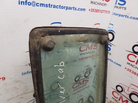 Landini Massey Ferguson 600 Series 690 Cab Knee Glass Lhs Rhs Tg1250, Tg1251 - Fereastră și piese pentru Tractor agricol: Foto 2 Landini Massey Ferguson 600 Series 690 Cab Knee Glass Lhs Rhs Tg1250, Tg1251 - Fereastră și piese pentru Tractor agricol: Foto 2