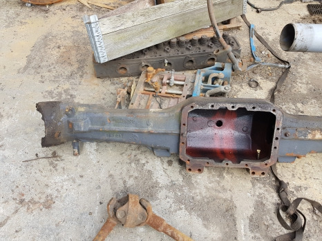 Landini Mythos 100 Front Axle Housing Beam 3659370m91, 3652583r1 - Axă față: Foto 3 Landini Mythos 100 Front Axle Housing Beam 3659370m91, 3652583r1 - Axă față: Foto 3