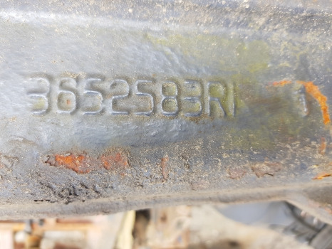 Landini Mythos 100 Front Axle Housing Beam 3659370m91, 3652583r1 - Axă față: Foto 5 Landini Mythos 100 Front Axle Housing Beam 3659370m91, 3652583r1 - Axă față: Foto 5
