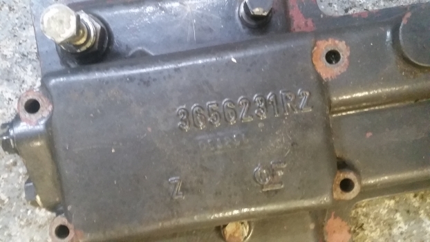 Landini Mythos 115 Transmission Control Cover Assembly 3656231m4, 3656231r2 - Schimbător de viteze pentru Tractor agricol: Foto 2 Landini Mythos 115 Transmission Control Cover Assembly 3656231m4, 3656231r2 - Schimbător de viteze pentru Tractor agricol: Foto 2