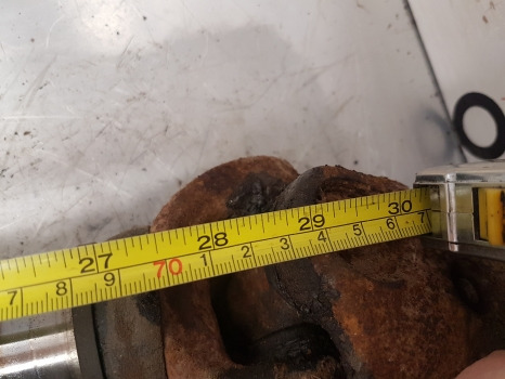Landini Mythos 90, 100, 105, 115 Front Axle Drive Shaft Lhs 3652585m91 - Axă față: Foto 4 Landini Mythos 90, 100, 105, 115 Front Axle Drive Shaft Lhs 3652585m91 - Axă față: Foto 4