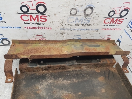 Landini Vision Series 105 Front Panel Kit Check The Pictures - Caroserie și exterior pentru Tractor agricol: Foto 4 Landini Vision Series 105 Front Panel Kit Check The Pictures - Caroserie și exterior pentru Tractor agricol: Foto 4
