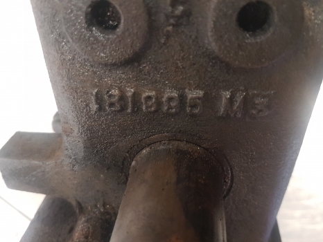 Massey Ferguson 135, 135, 165, 175, 185 Hydraulic Pump 10 Splines 1684582m92 - Pompa hidraulica pentru Tractor agricol: Foto 5 Massey Ferguson 135, 135, 165, 175, 185 Hydraulic Pump 10 Splines 1684582m92 - Pompa hidraulica pentru Tractor agricol: Foto 5