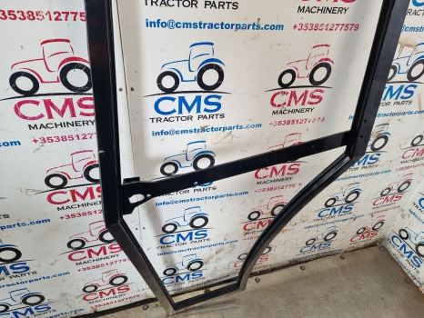 Massey Ferguson 300 Series 390 Cab Door Frame Lhs And Seal 3478235m92 - Uşă și piese: Foto 5 Massey Ferguson 300 Series 390 Cab Door Frame Lhs And Seal 3478235m92 - Uşă și piese: Foto 5