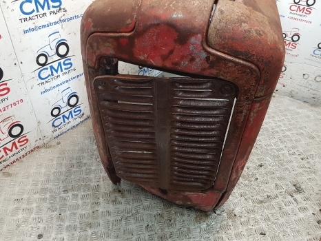 Massey Ferguson 35, 35x Bonnet, Hood Original 1884060m91, 826815m91, 826816m91 - Capotă pentru Tractor agricol: Foto 3 Massey Ferguson 35, 35x Bonnet, Hood Original 1884060m91, 826815m91, 826816m91 - Capotă pentru Tractor agricol: Foto 3