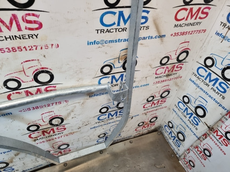 Massey Ferguson 4255, 4200, 4300 Series Cab Door Frame Rh Galvanized 3822645m91 - Uşă și piese: Foto 5 Massey Ferguson 4255, 4200, 4300 Series Cab Door Frame Rh Galvanized 3822645m91 - Uşă și piese: Foto 5