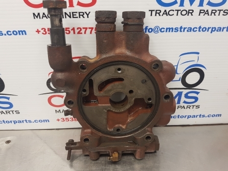 Massey Ferguson 50b Transmission Housing, Pump Housing Rcf7115b Mf - Transmisie pentru Tractor agricol: Foto 2 Massey Ferguson 50b Transmission Housing, Pump Housing Rcf7115b Mf - Transmisie pentru Tractor agricol: Foto 2