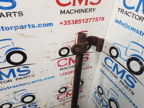 Massey Ferguson 5612, 5600, 6600, 7600 Series, Cab Door Handle Rh 4353910m3 - Uşă și piese: Foto 2 Massey Ferguson 5612, 5600, 6600, 7600 Series, Cab Door Handle Rh 4353910m3 - Uşă și piese: Foto 2